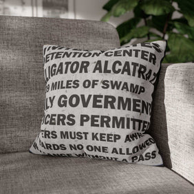 Alligator Alcatraz, Sign Canvas Pillowcase, Throw Pillow Cover for Home Decor, Unique Gift for History Lovers, Vintage Style Cushion, Travel [...]
